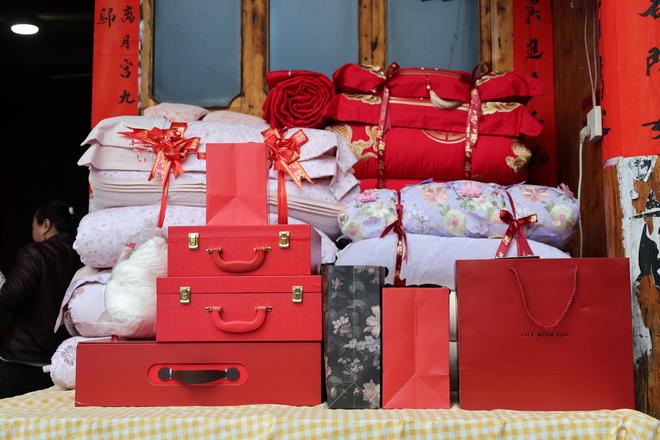 婚礼现场退还99999元彩礼 女子父亲发声