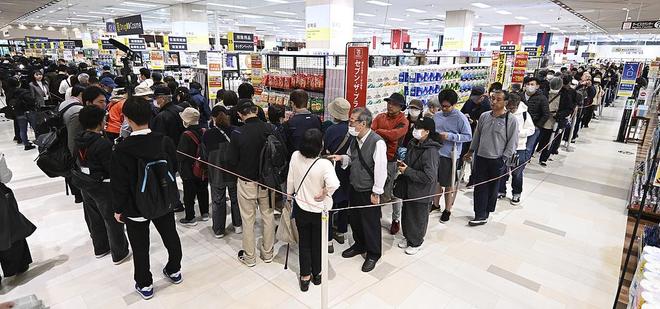 媒体：高市早苗＂赌赢了＂ 但日本人未必买账