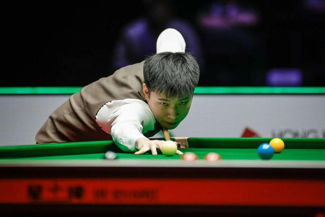赵心童夺得2026斯诺克世界大奖赛冠军